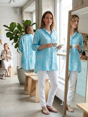 Habitat Clothes to Live In Women's Size XL Blue Linen Blend Back Button Tunic
